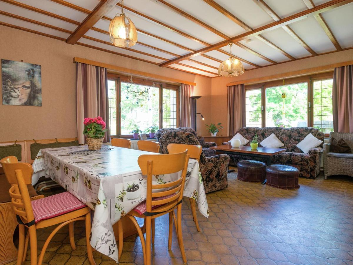 Spacious Holiday Home With Large Garden Schoppen Bagian luar foto